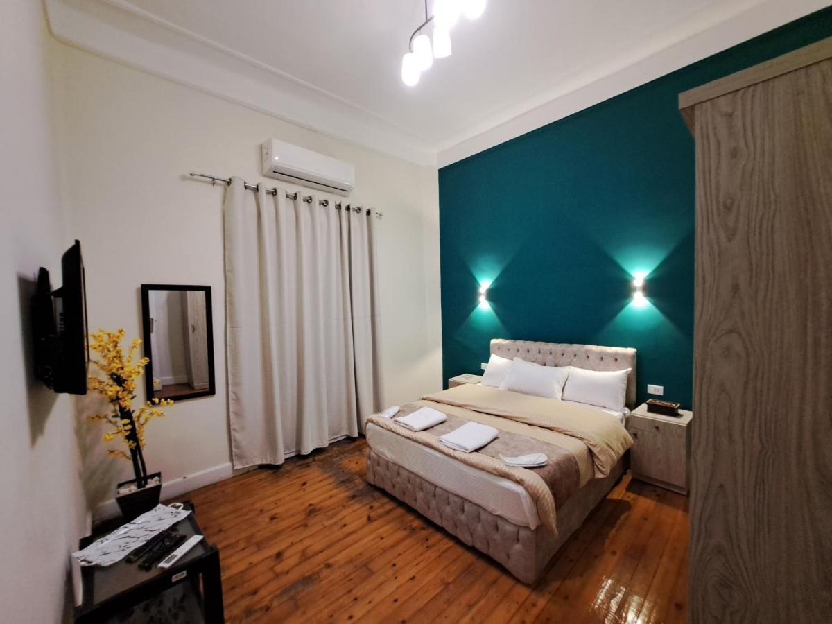 Downtown Family Suites Кайро Екстериор снимка