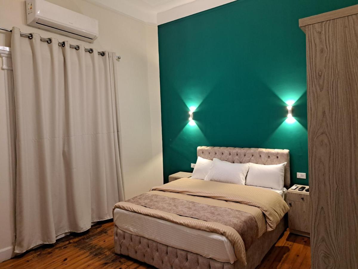 Downtown Family Suites Кайро Екстериор снимка