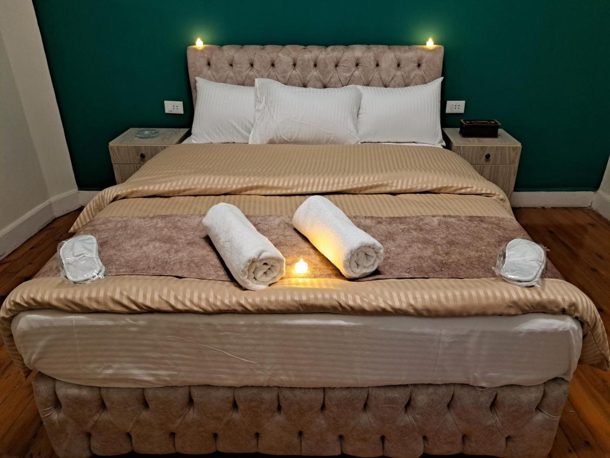 Downtown Family Suites Кайро Екстериор снимка