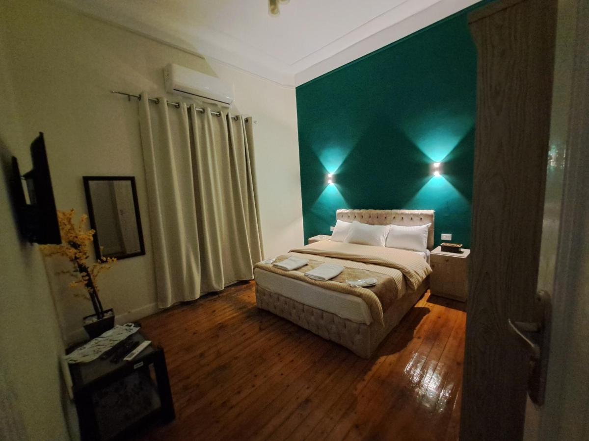 Downtown Family Suites Кайро Екстериор снимка