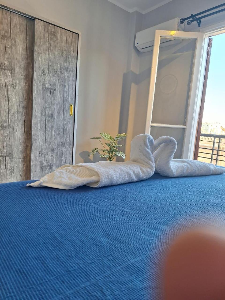 Downtown Family Suites Кайро Екстериор снимка