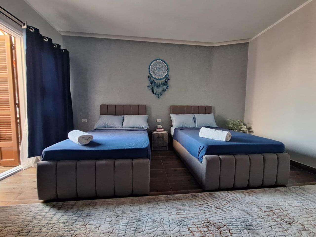 Downtown Family Suites Кайро Екстериор снимка
